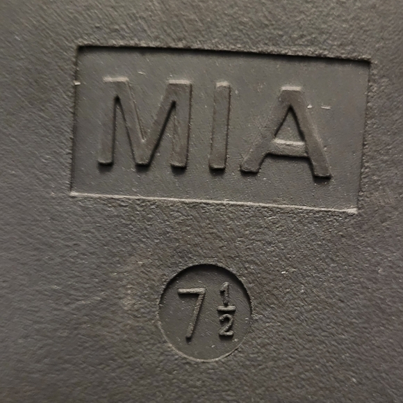 MIA Drena Black Loafers Gold Horse Bit Size 7.5 - Picture 10 of 11